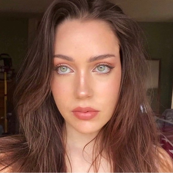 liv_novak